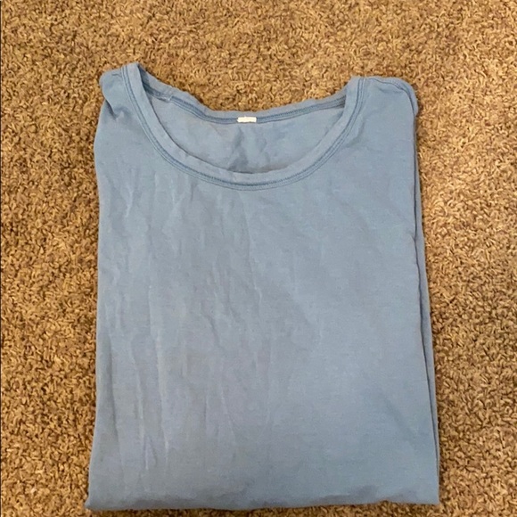 lululemon athletica Tops - Lululemon basic tee